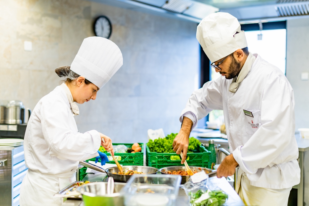 Students in the kitchen in CAAS 